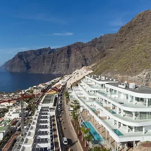 Crystal I Luxury By Enjoyahome Apartmán
