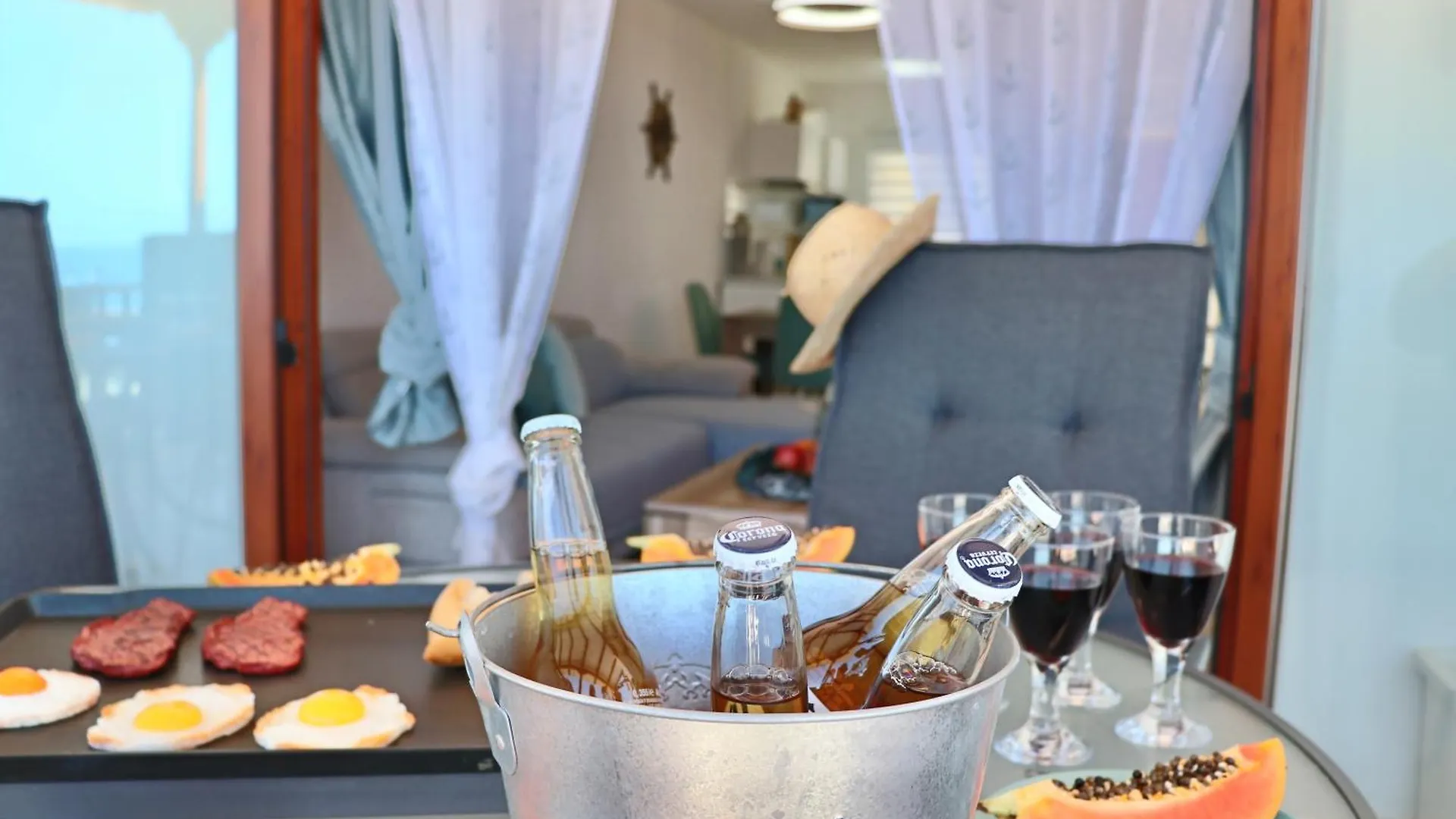 Capitain Beachside Haven Акантиладо-де-Лос-Хигантес Апартаменты