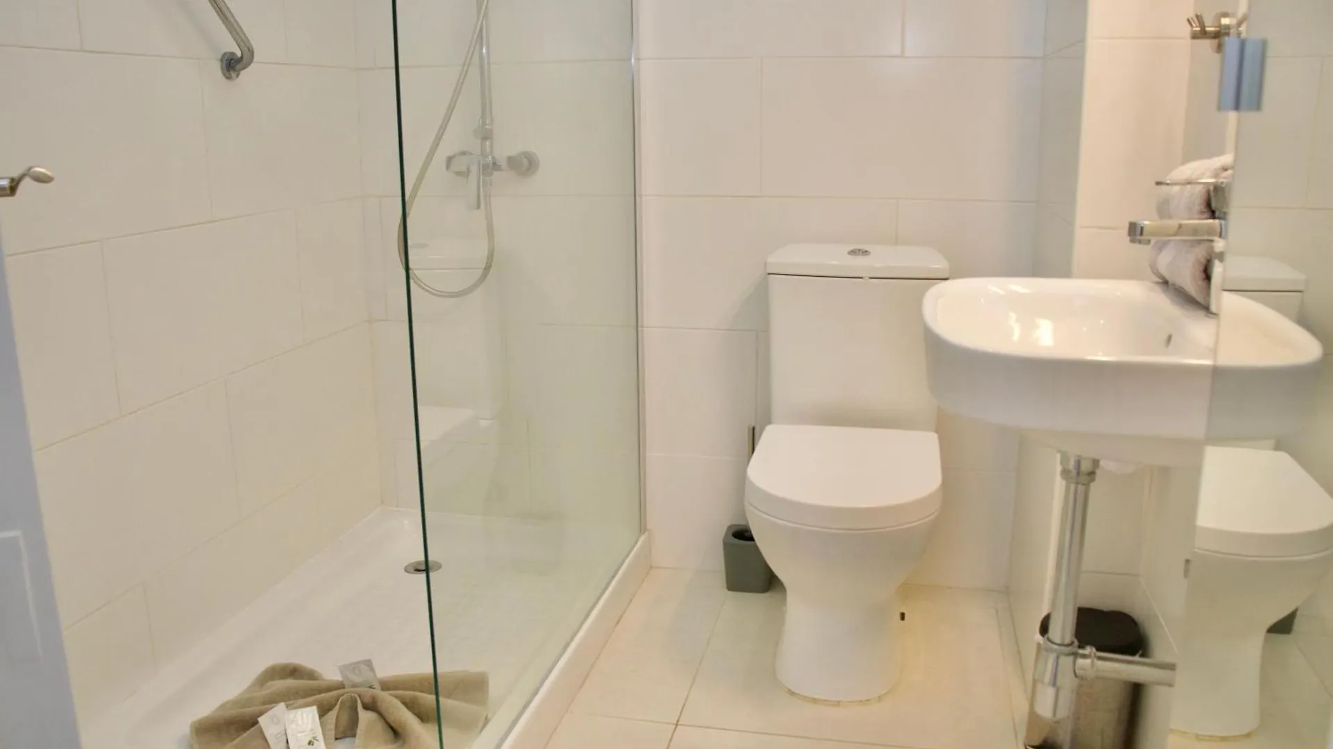 Capitain Beachside Haven Акантиладо-де-Лос-Хигантес 0*,